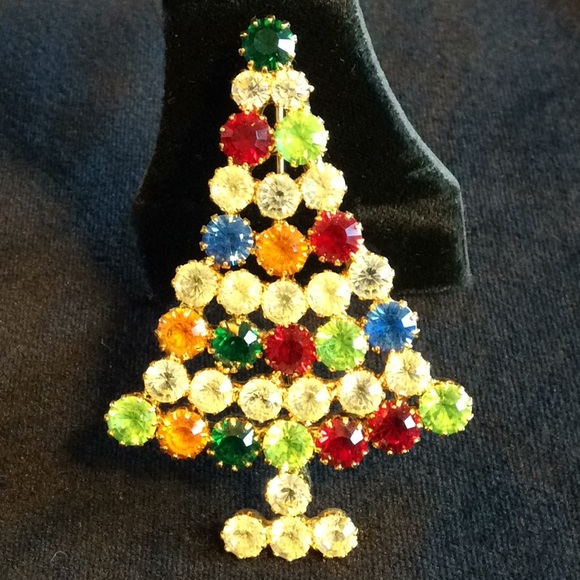 Vintage New Christmas Tree Brooch - Picture 2 of 5